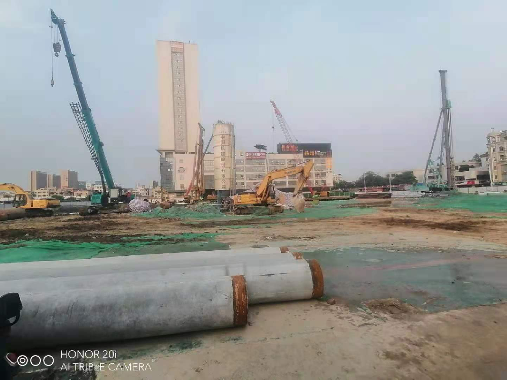 佰围商业中心（二期）桩基础